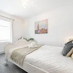 New 3 Bed Victorian Dream House