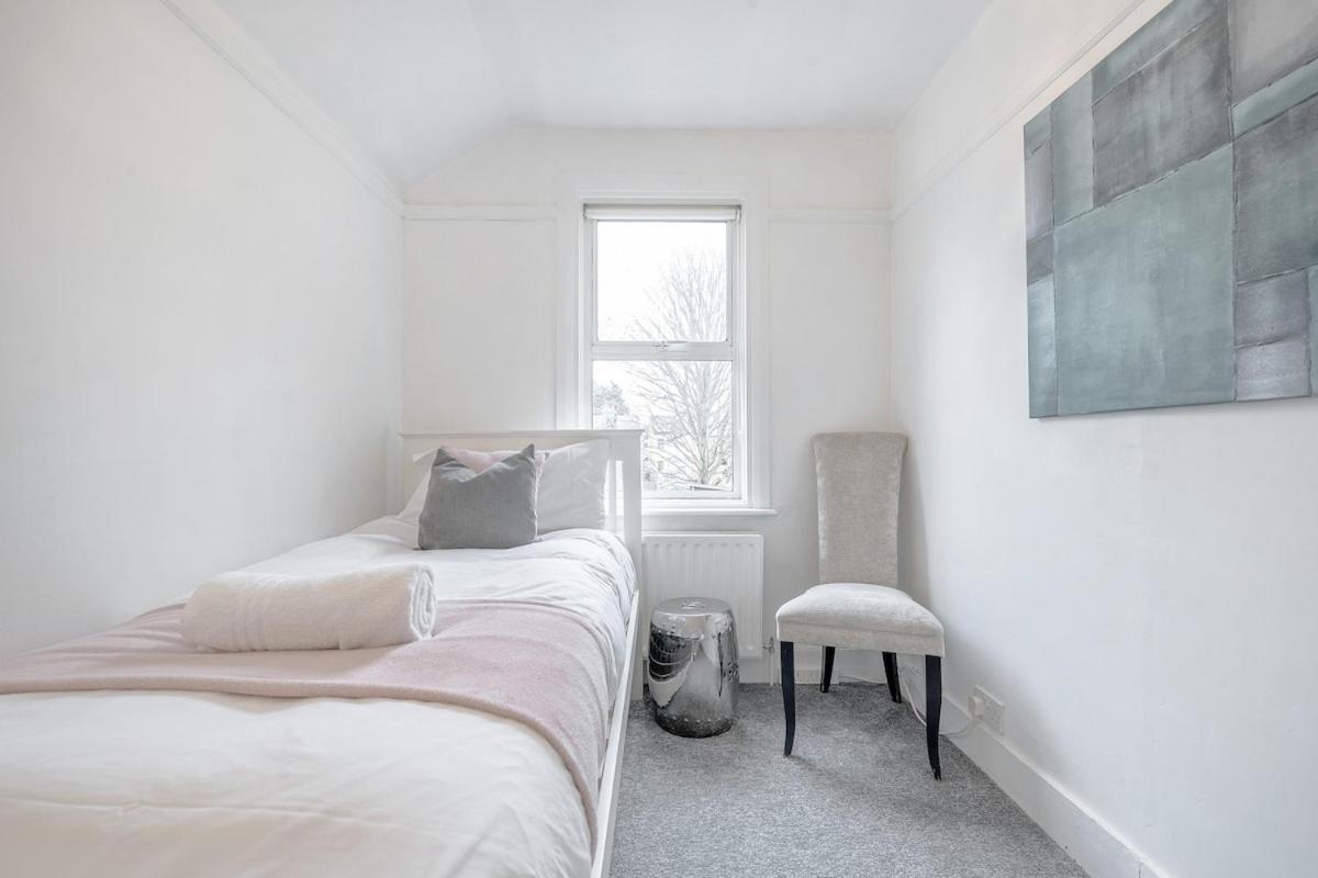 New 3 Bed Victorian Dream House Staines-upon-Thames
